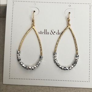 Stella & Dot earrings